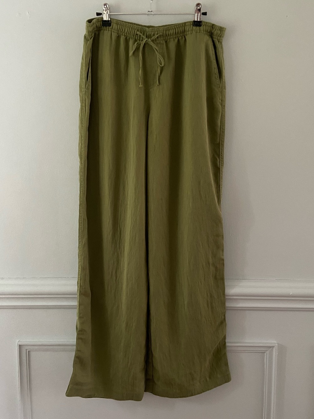 2/$40 - Zara Olive Wide-Leg pants